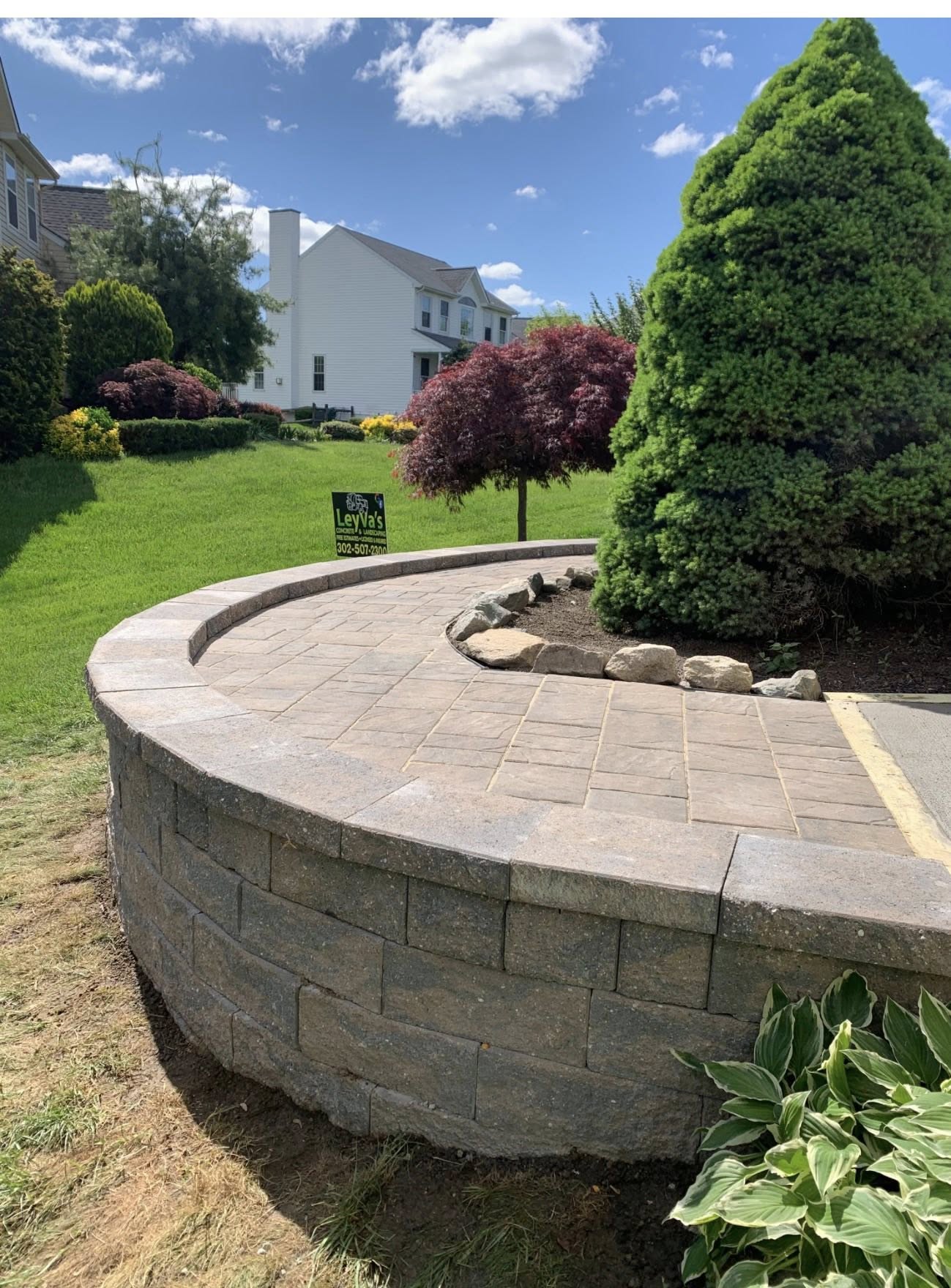Leyva's Concrete and Landscaping LLC